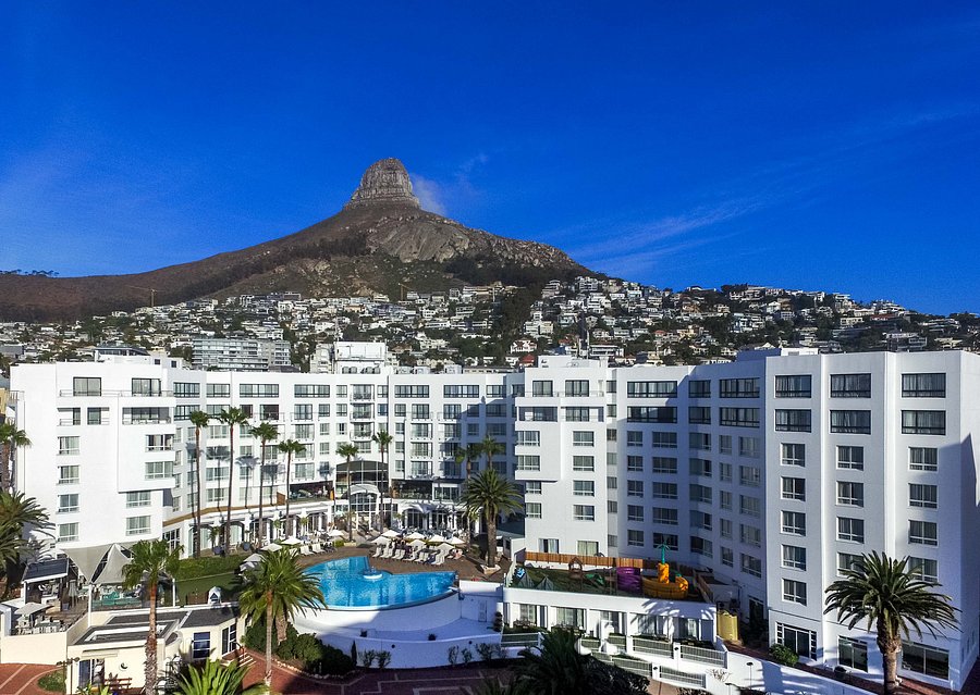 Bantry Bay International Vacation Resort